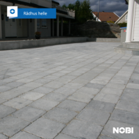 Rådhus helle 25x25 i betong fra NOBI - Norsk Betongindustri